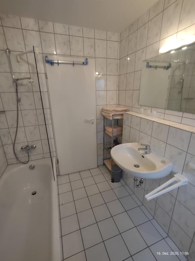 Ferienwohnung Am Hofgarten Langenfeld  Dış mekan fotoğraf