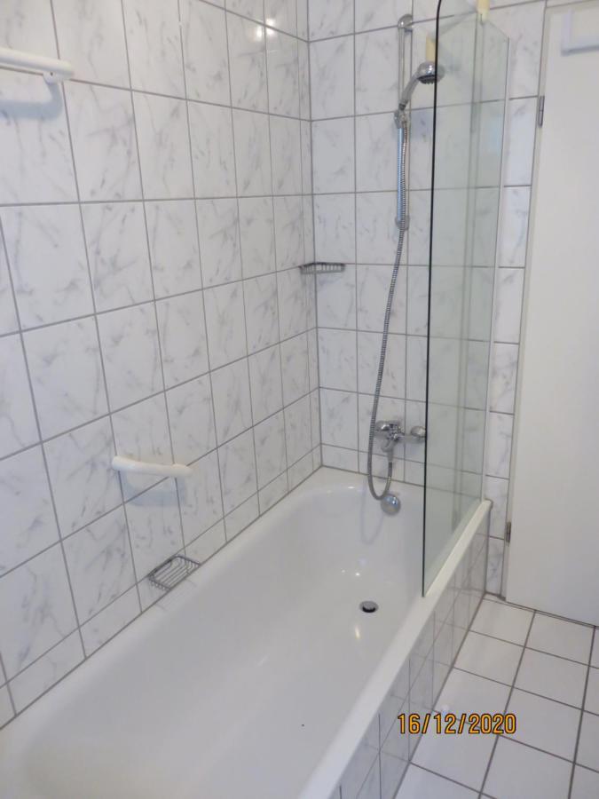 Ferienwohnung Am Hofgarten Langenfeld  Dış mekan fotoğraf
